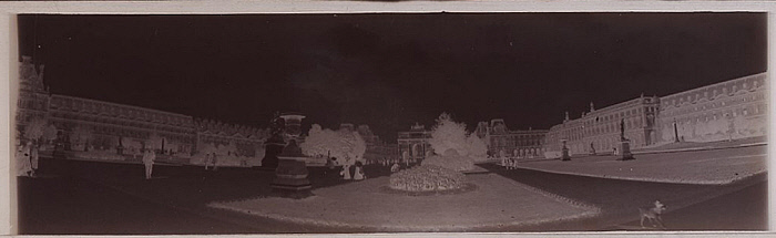 View of the Arc de Triomphe du Carrousel facing the Louvre Slider Image 2